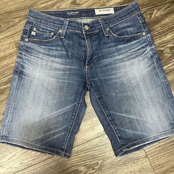 AG The Nikki Shorts Distressed Relaxed Skinny Bermuda Size 26R - Picture 1 of 5